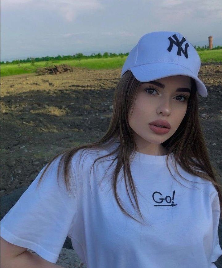 Beyaz - Siyah